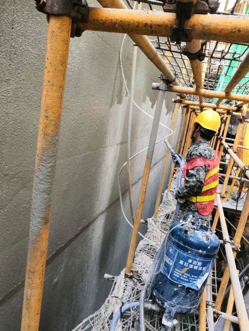 深圳工裝裝修 專業(yè)水電安裝、石膏板玻璃隔墻與無(wú)氣噴涂翻新的全方位施工方案